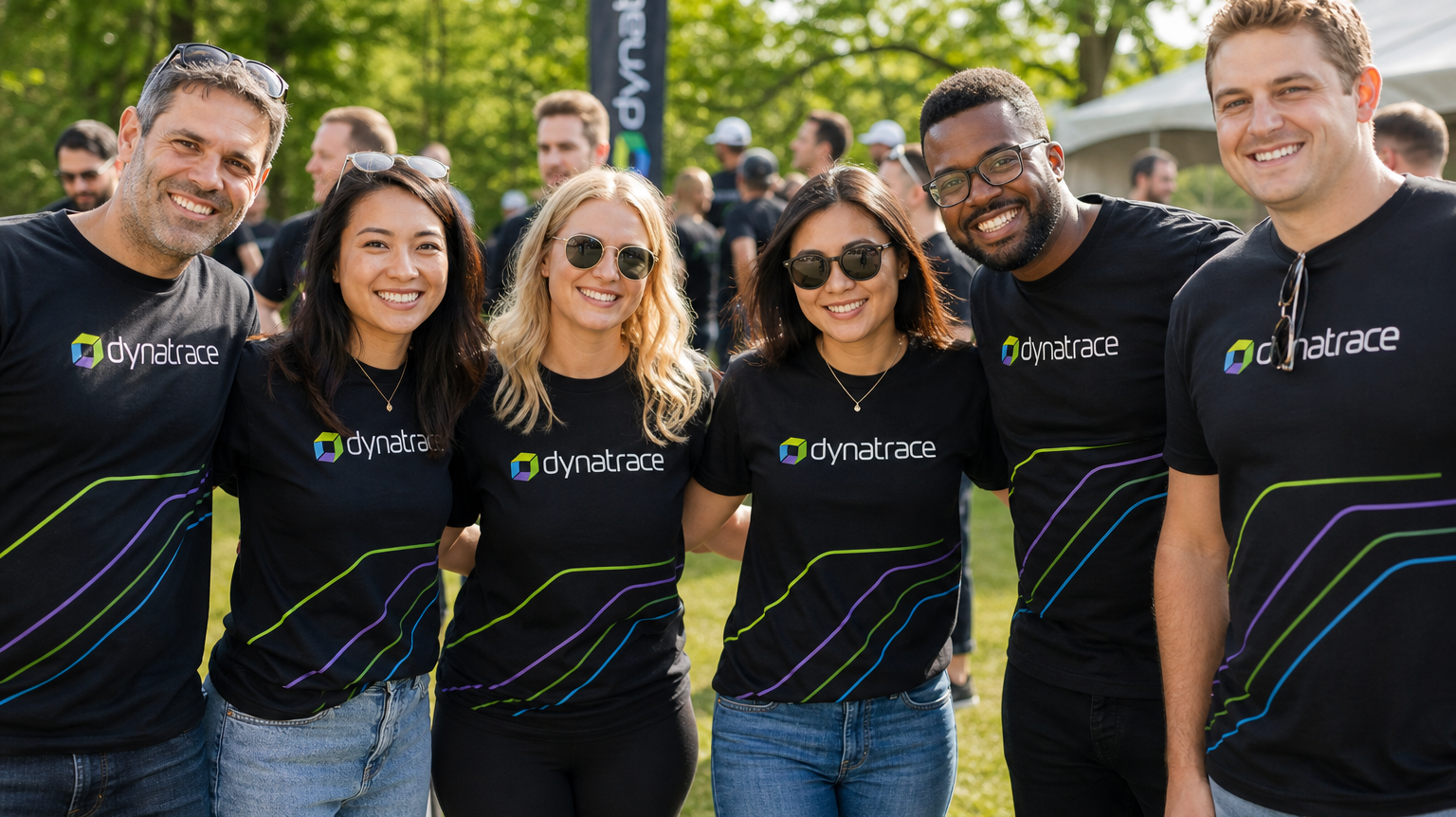5 Tips for Ordering Custom Apparel for Your Next Corporate Event